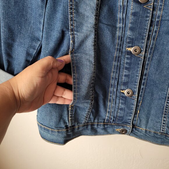 Baccini Medium Wash Jean Jacket - Picture 8 of 8